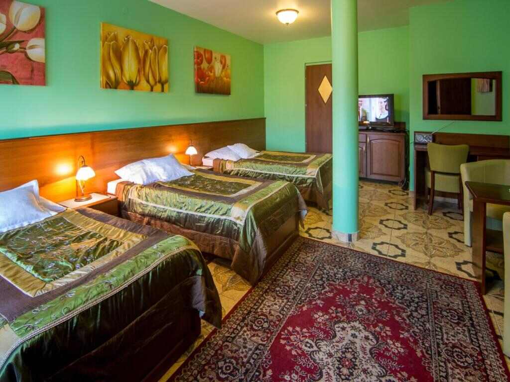 Triple Room with Private Bathroom