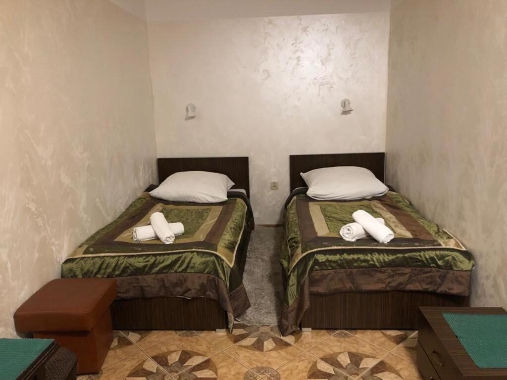 Standard Twin Room with Kitchenette